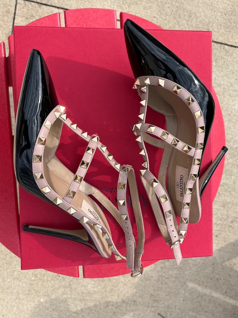 Valentino Garavani Patent Rockstud Caged Pumps 100 MM Black/Poudre- Authentic - Picture 13 of 14
